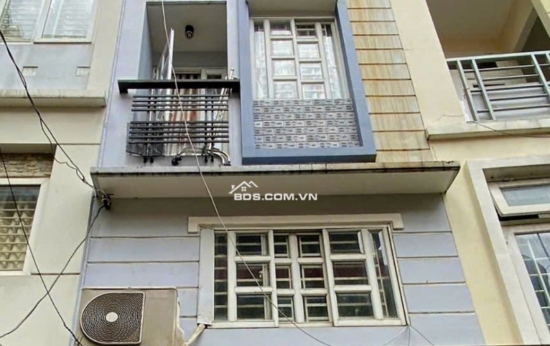 Bán Nhà Đẹp, Hẻm 4m Nguyễn Thiện Thuật, Trung Tâm Quận 3, 30m2, 5 Tầng, 5PN. Chỉ 7.5 tỷ